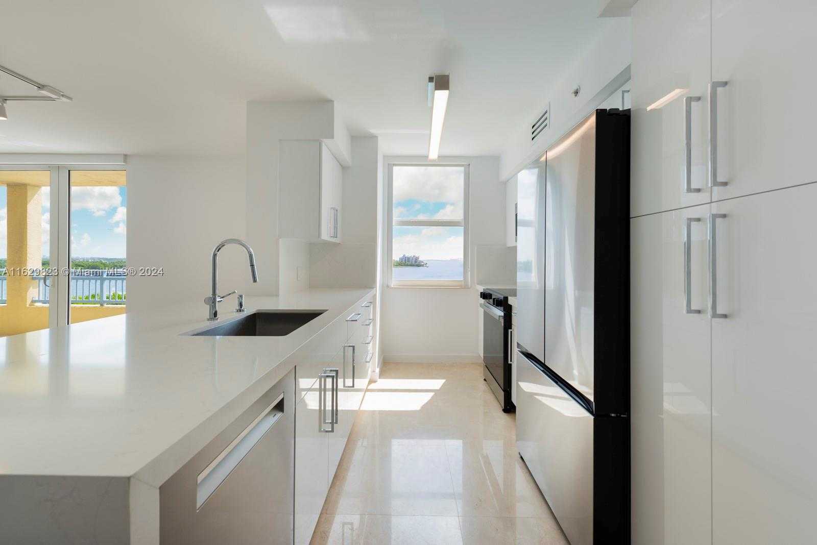 Small Image of 90 ALTON RD #902, Miami Beach Number 9