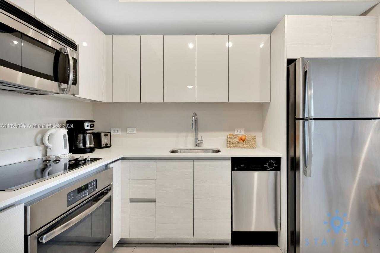 Small Image of 2602 EAST HALLANDALE BEACH BLVD #R704, Hallandale Beach Number 9