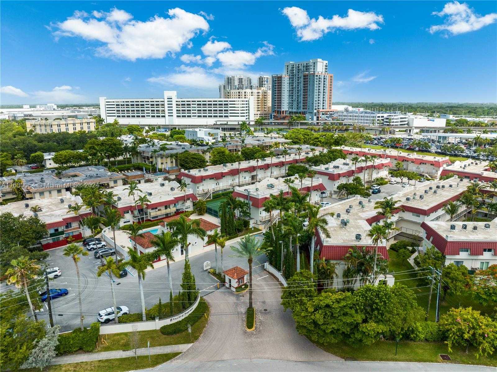 Small Image of 8650 SOUTH WEST 67TH AVE #1038, Pinecrest Number 3