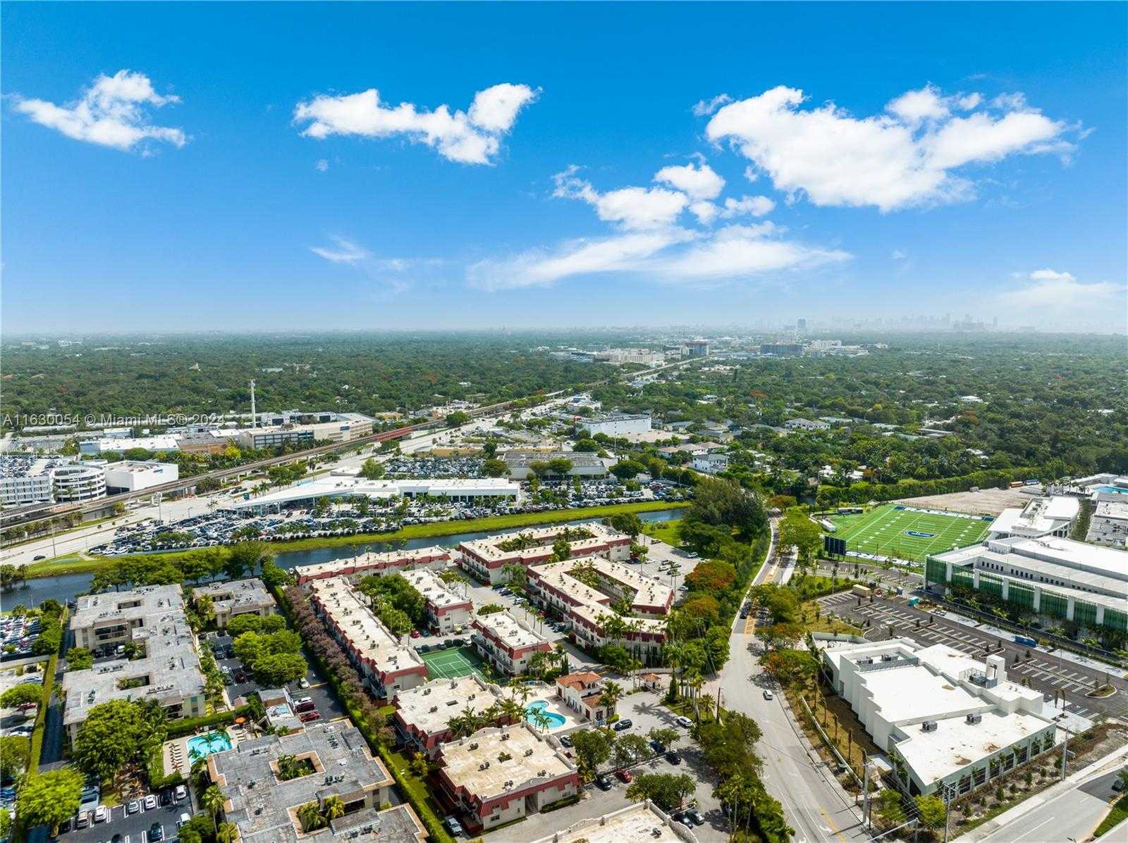 Small Image of 8650 SOUTH WEST 67TH AVE #1038, Pinecrest Number 43