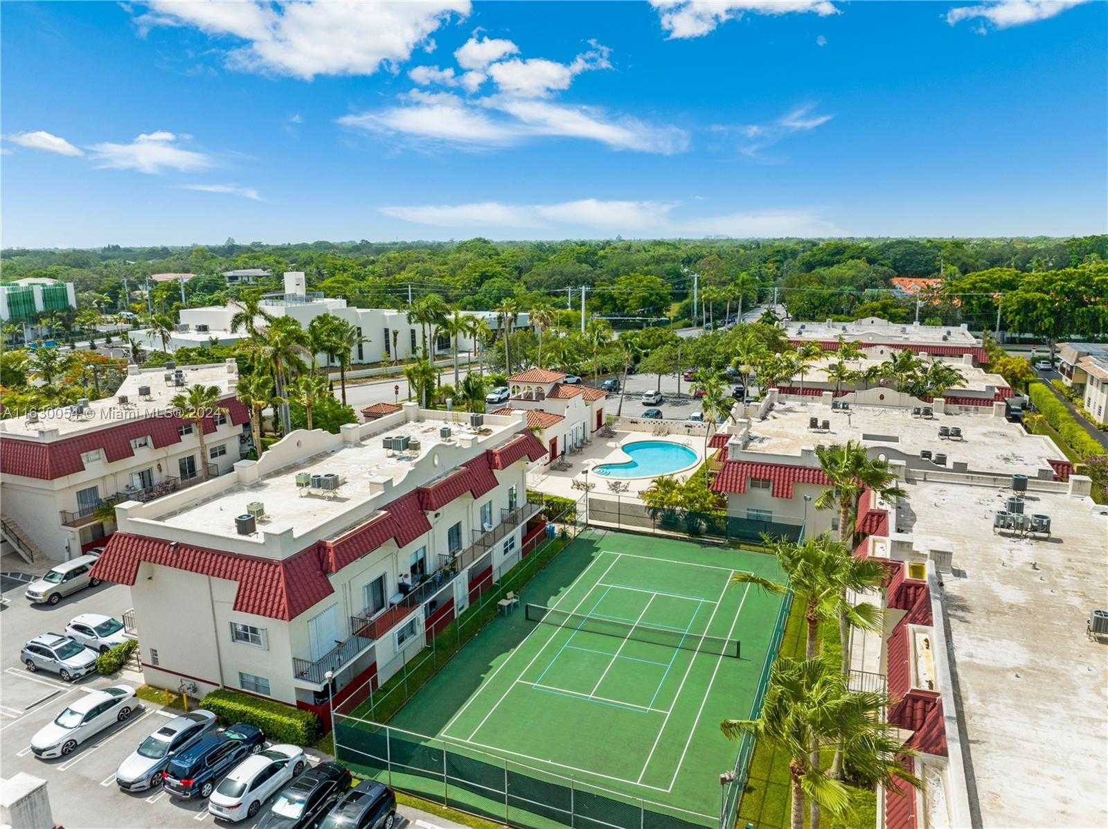 Small Image of 8650 SOUTH WEST 67TH AVE #1038, Pinecrest Number 6