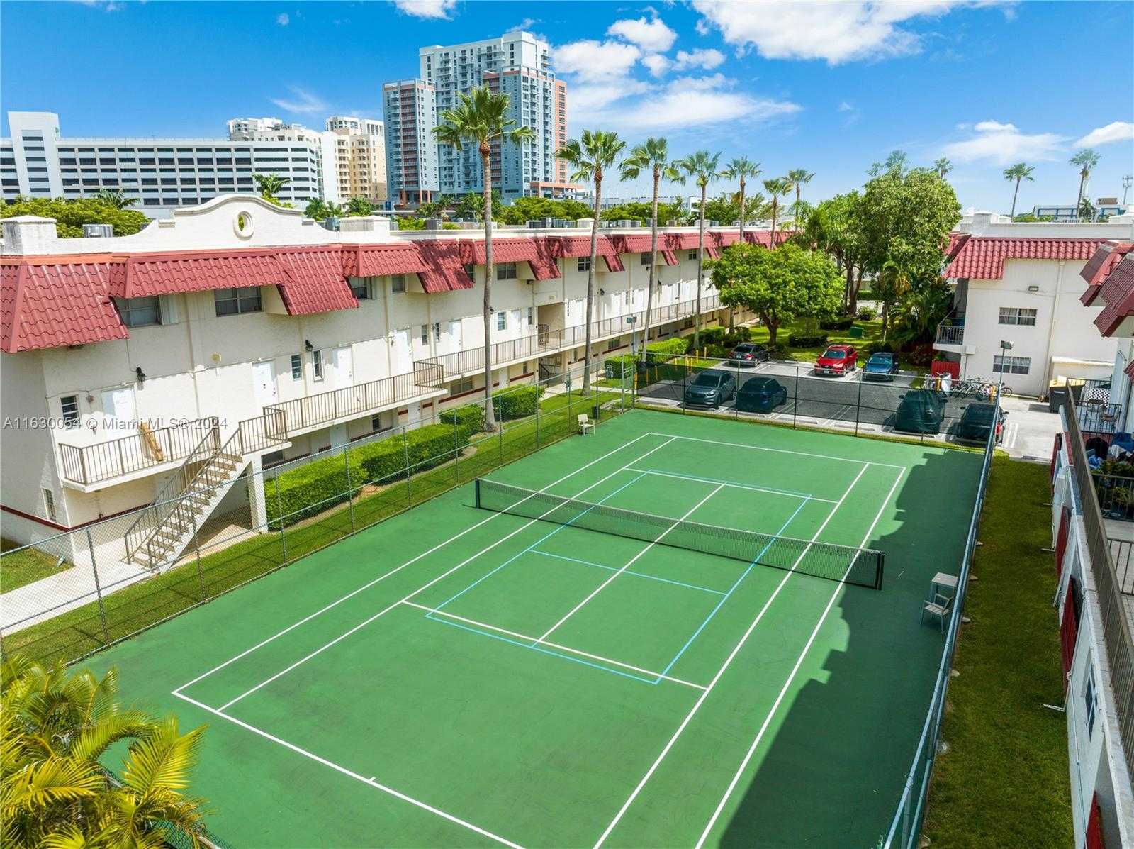 Small Image of 8650 SOUTH WEST 67TH AVE #1038, Pinecrest Number 7