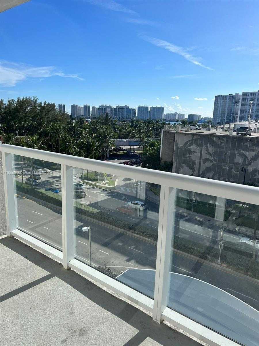 Small Image of 19201 COLLINS AVE #534, Sunny Isles Beach Number 10