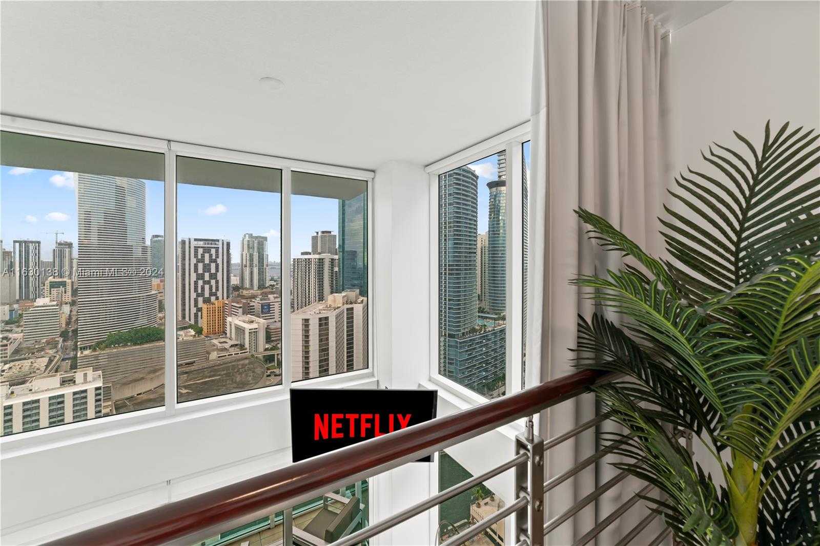 Small Image of 41 SOUTH EAST 5TH ST #1901, Miami Number 18