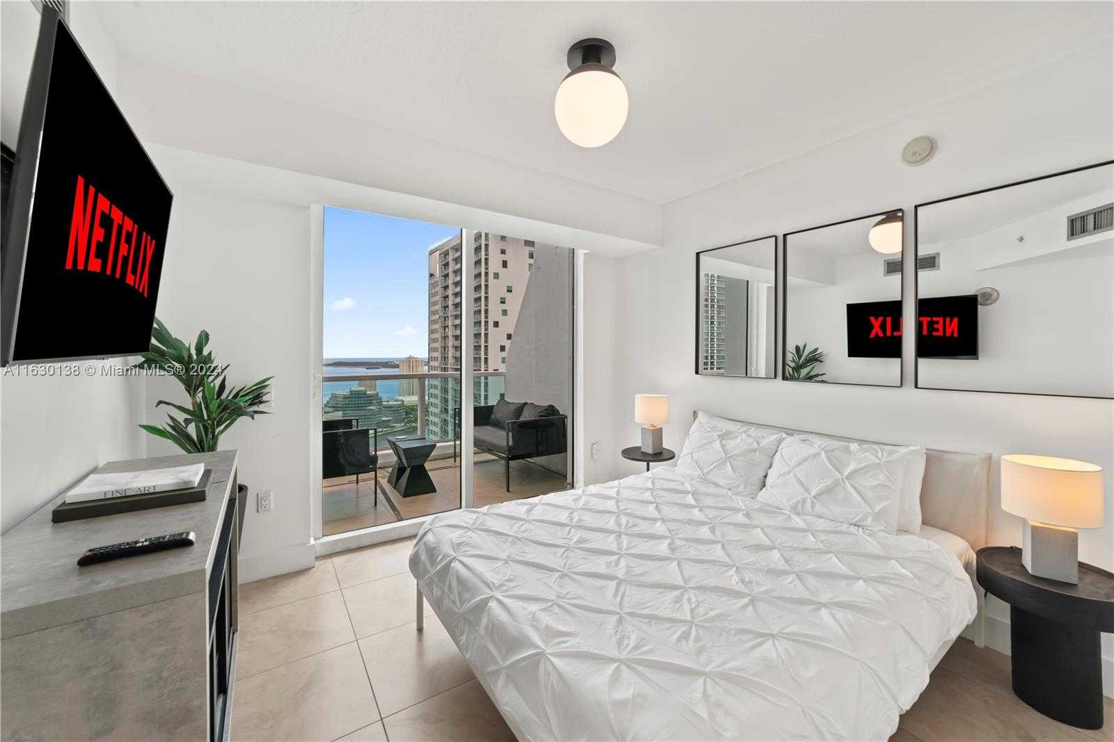 Small Image of 41 SOUTH EAST 5TH ST #1901, Miami Number 21