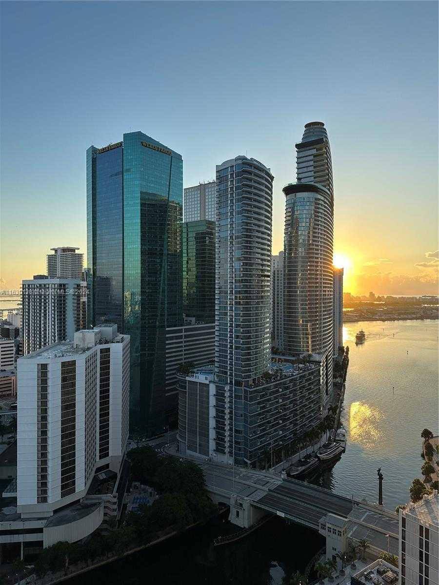 Small Image of 41 SOUTH EAST 5TH ST #1901, Miami Number 26