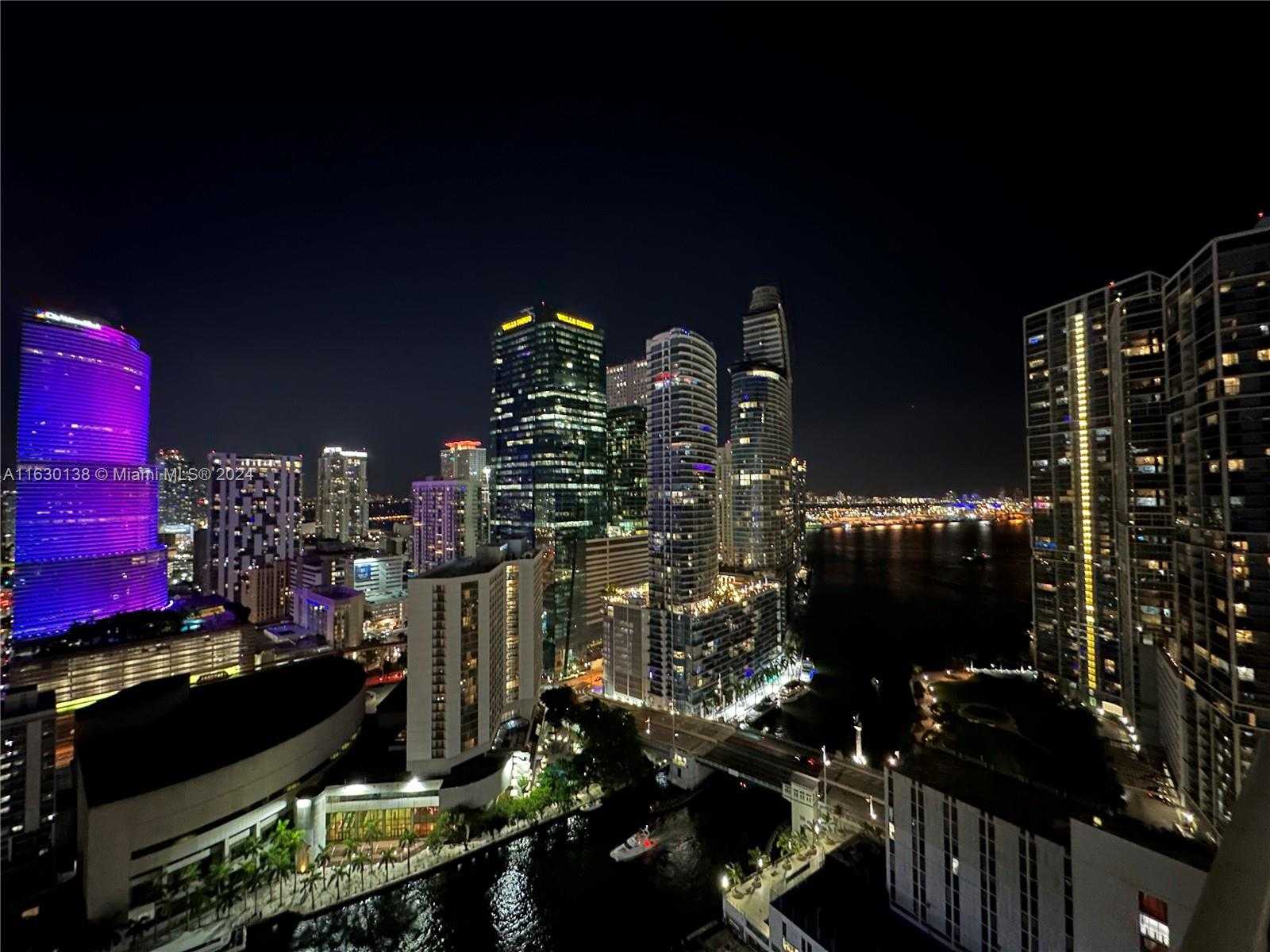 Small Image of 41 SOUTH EAST 5TH ST #1901, Miami Number 3