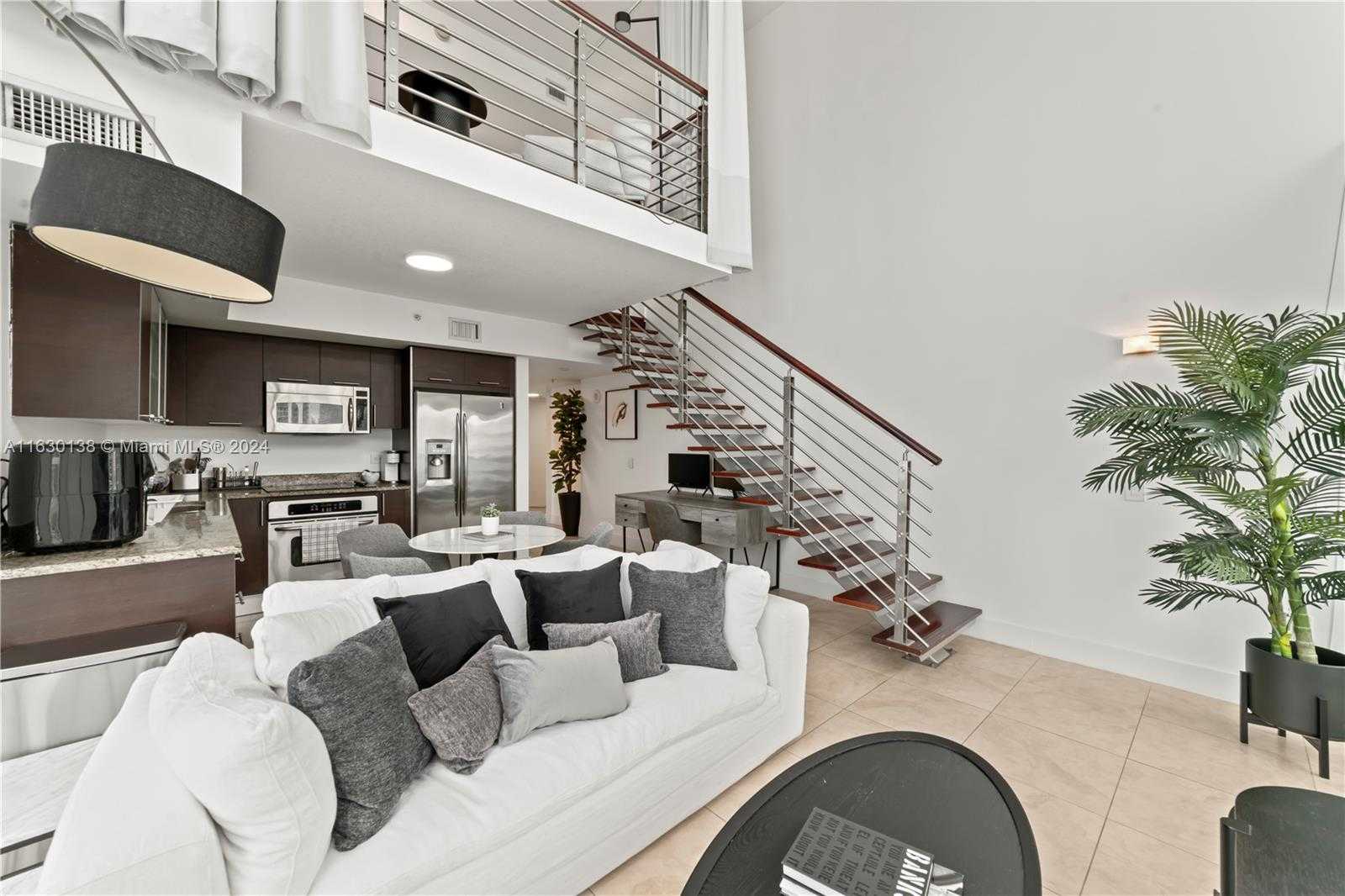 Small Image of 41 SOUTH EAST 5TH ST #1901, Miami Number 9