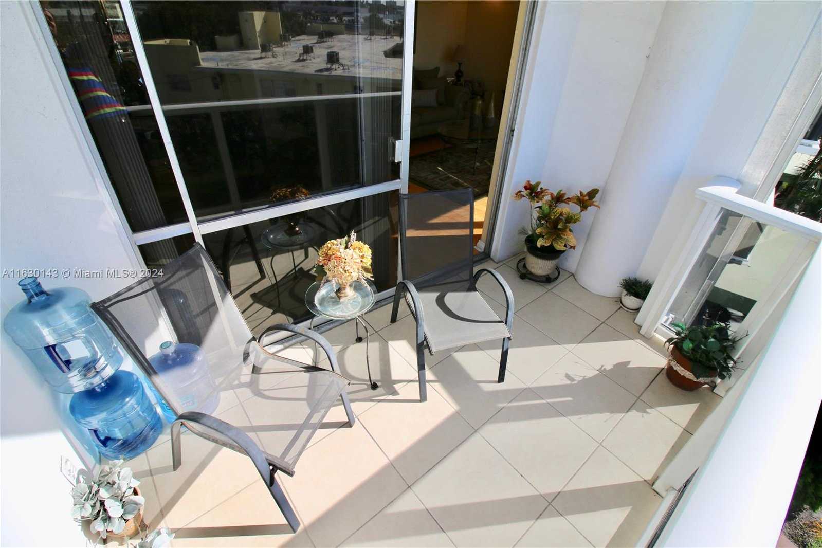 Small Image of 900 BAY DR #319, Miami Beach Number 13