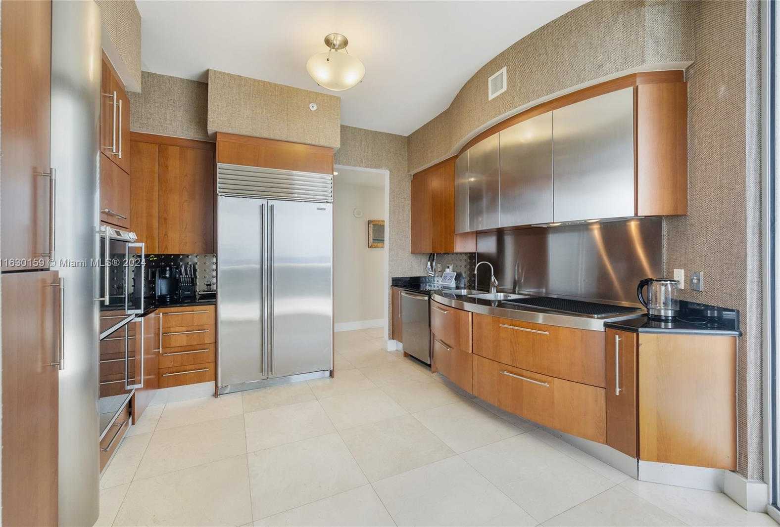 Small Image of 18101 COLLINS AVE #3309, Sunny Isles Beach Number 6