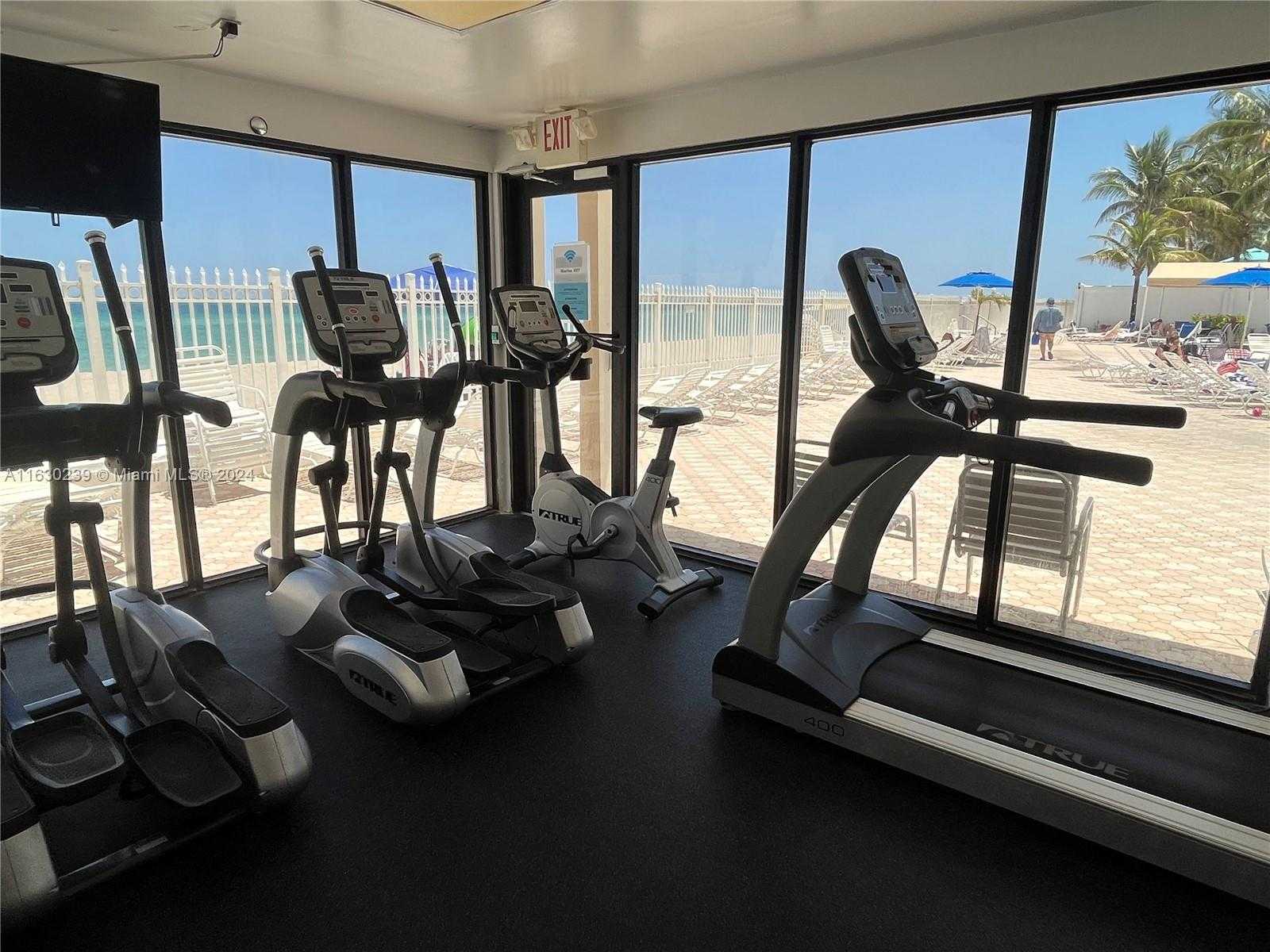 Small Image of 3505 SOUTH OCEAN DR #502, Hollywood Number 20