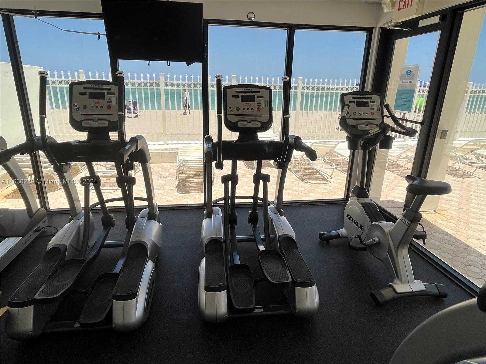 Small Image of 3505 SOUTH OCEAN DR #502, Hollywood Number 21