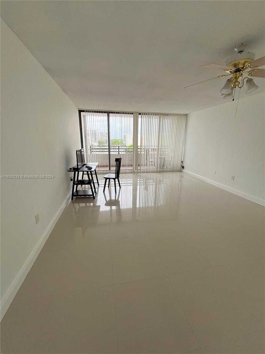 Small Image of 3505 SOUTH OCEAN DR #502, Hollywood Number 3