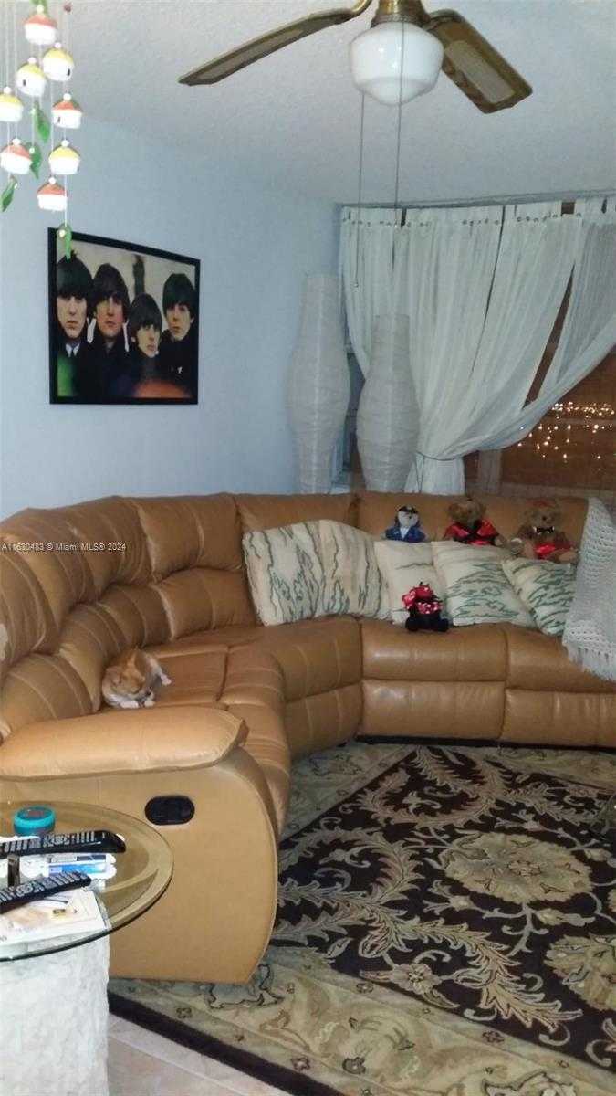Small Image of 1351 NORTH EAST MIAMI GARDENS DR #1601E, Miami Number 13