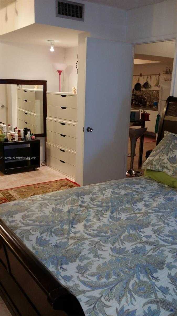 Small Image of 1351 NORTH EAST MIAMI GARDENS DR #1601E, Miami Number 24