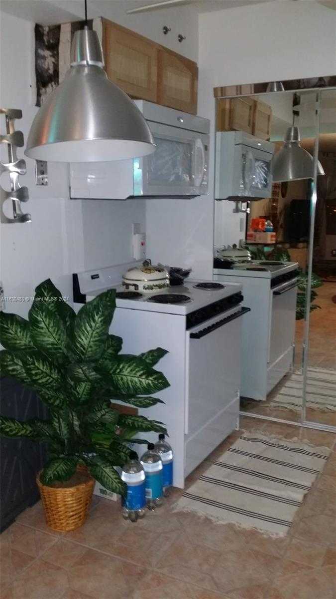 Small Image of 1351 NORTH EAST MIAMI GARDENS DR #1601E, Miami Number 45