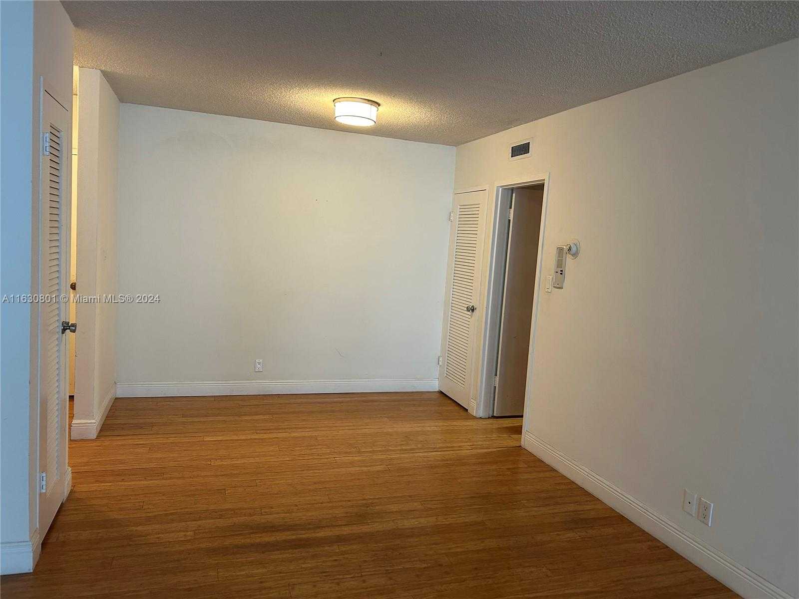 Small Image of 9225 COLLINS AVE #308, Surfside Number 11