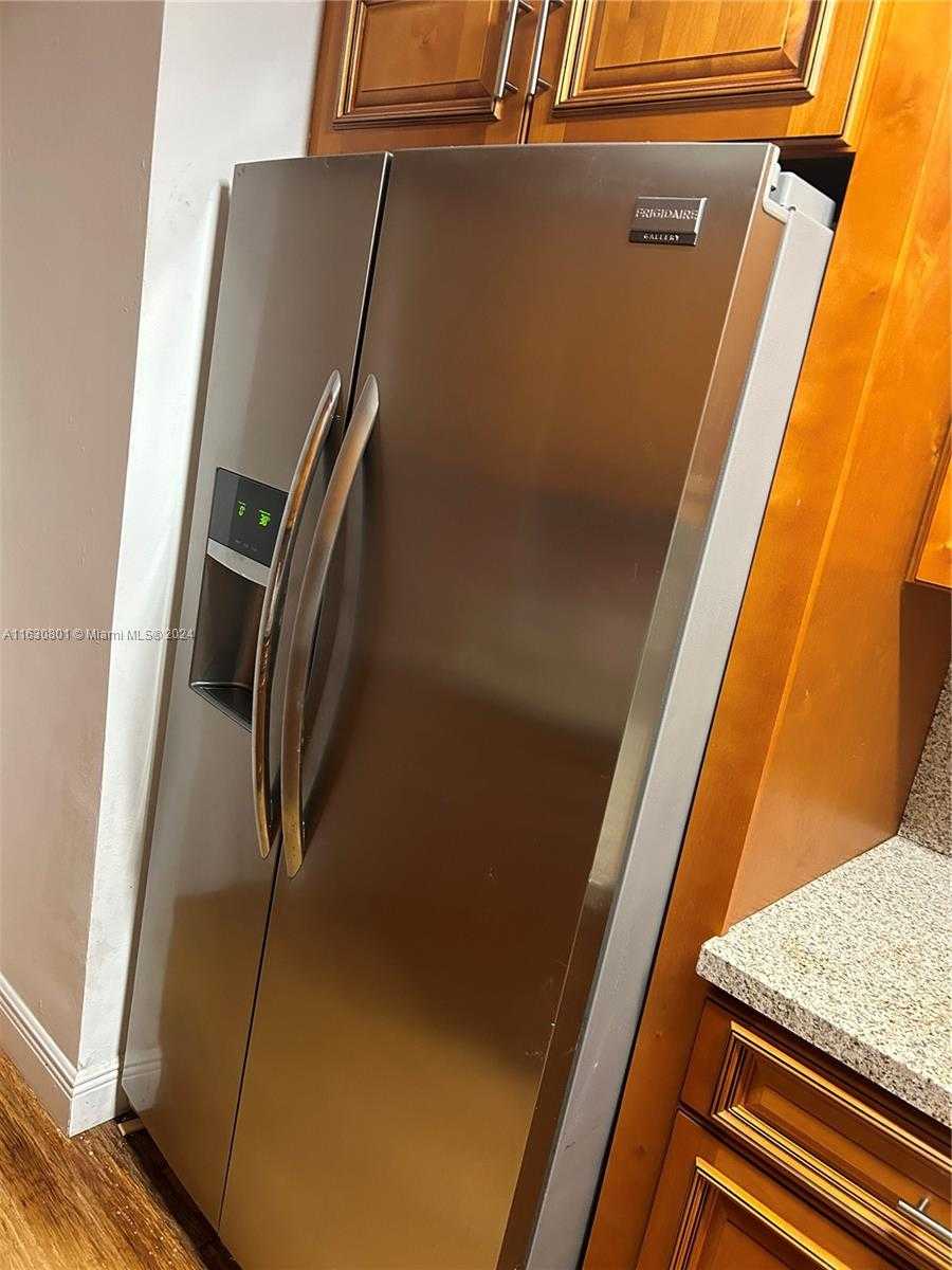 Small Image of 9225 COLLINS AVE #308, Surfside Number 12