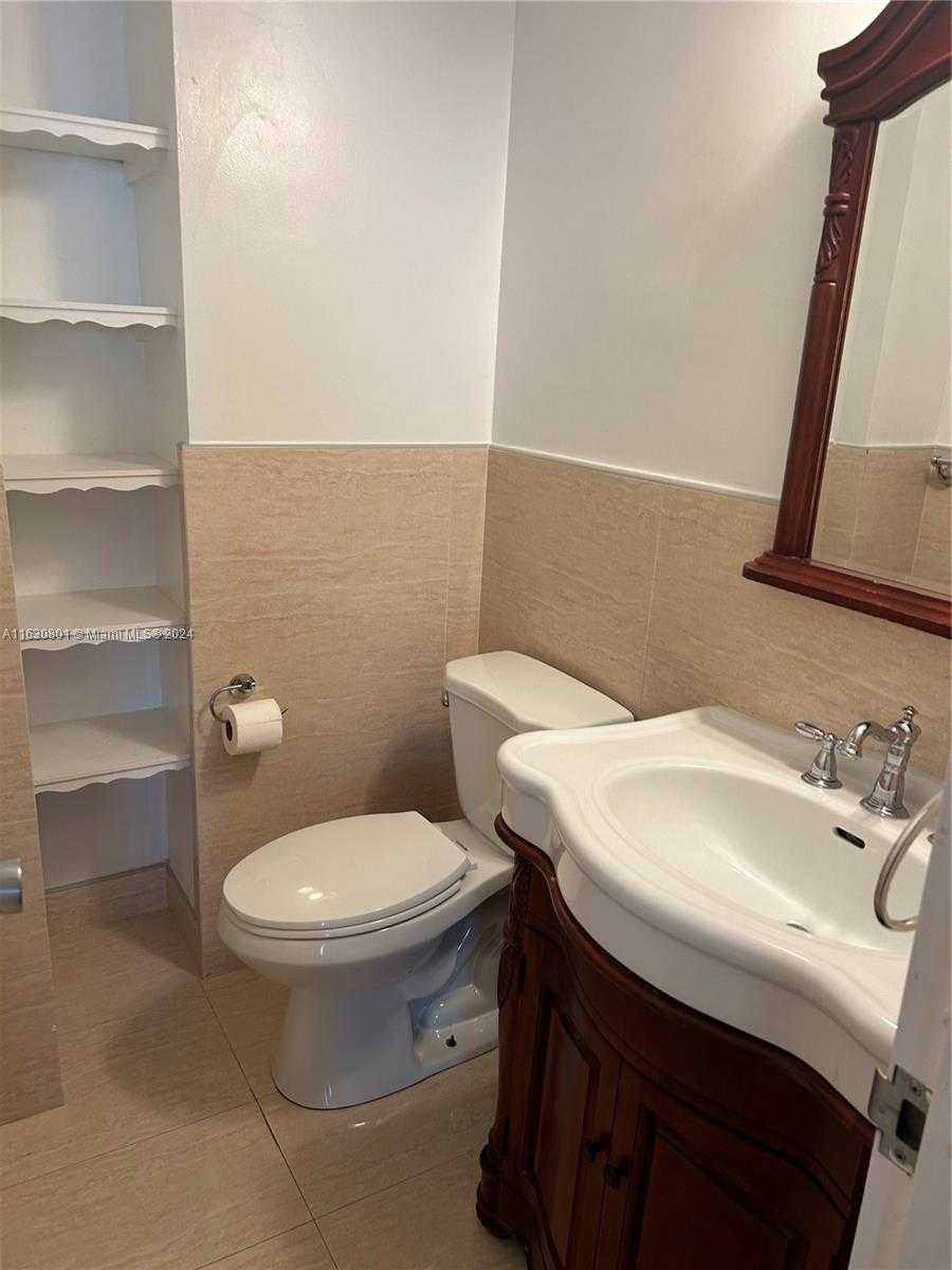 Small Image of 9225 COLLINS AVE #308, Surfside Number 7