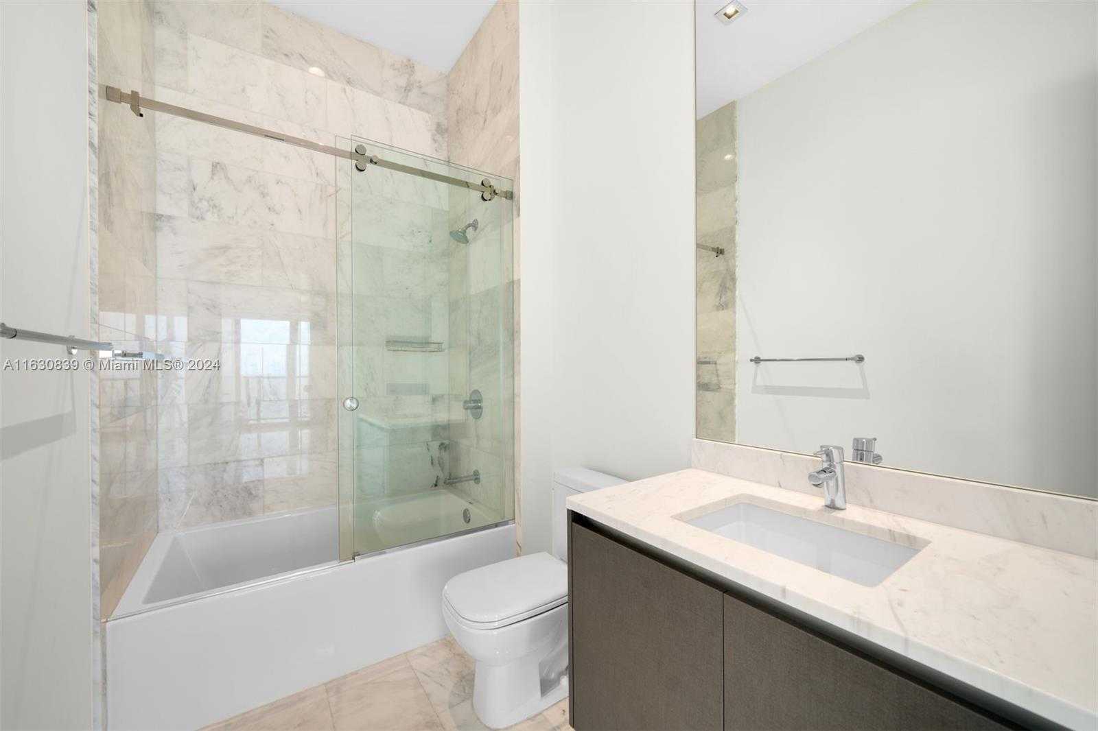 Small Image of 1451 BRICKELL AVE #5302, Miami Number 15