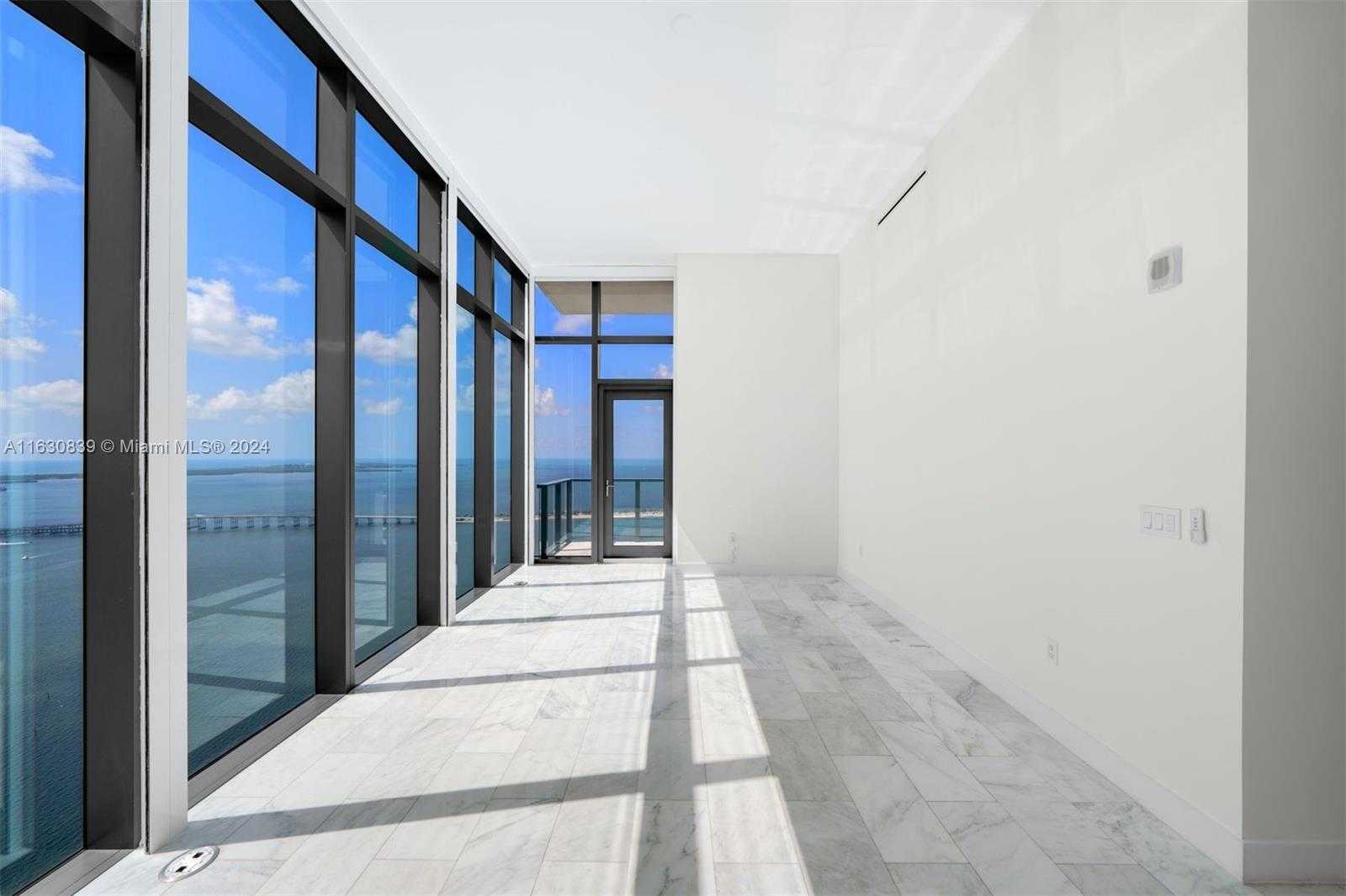 Small Image of 1451 BRICKELL AVE #5302, Miami Number 19