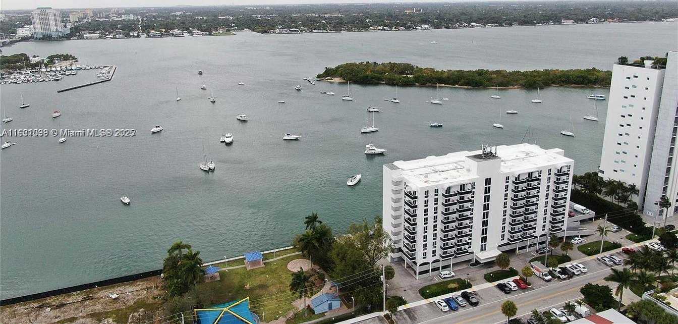 Small Image of 7928 WEST DR #303, North Bay Village Number 6