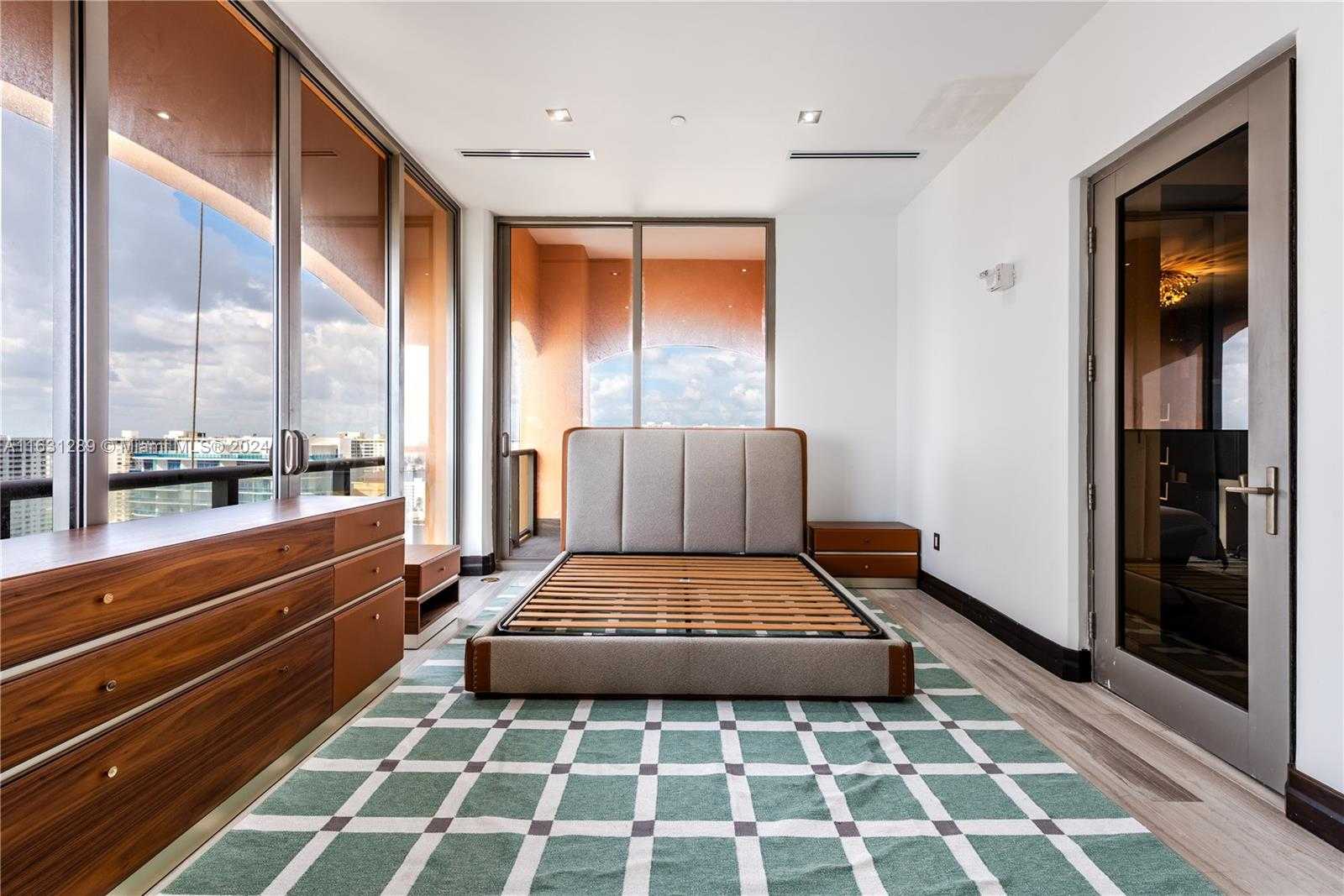 Small Image of 17749 COLLINS AVE #1802, Sunny Isles Beach Number 21