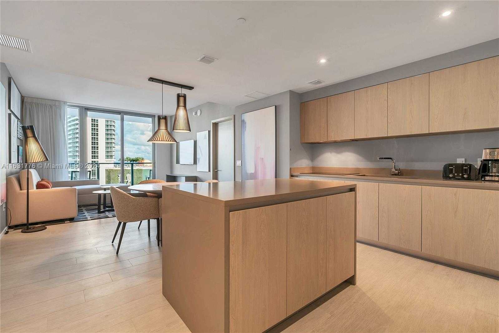 Small Image of 4010 SOUTH OCEAN DR #R3105, Hollywood Number 5