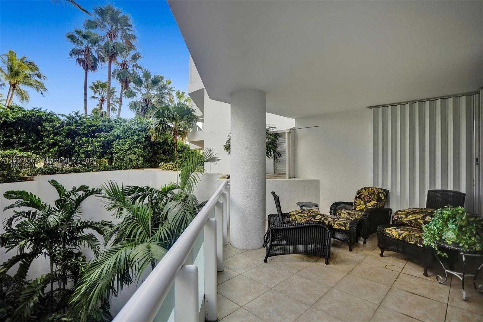 Small Image of 21050 POINT PL #403, Aventura Number 23