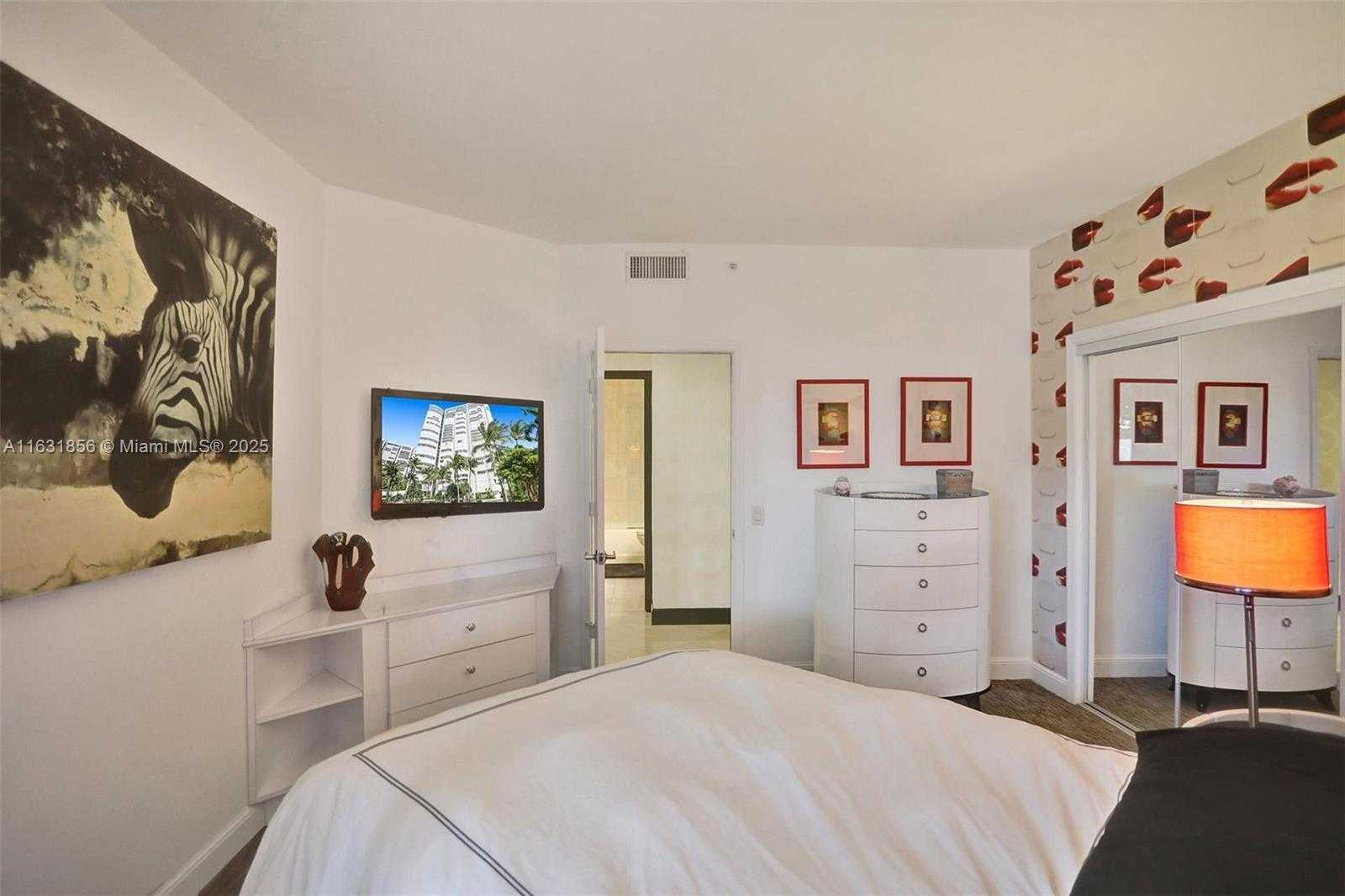 Small Image of 21050 POINT PL #403, Aventura Number 30
