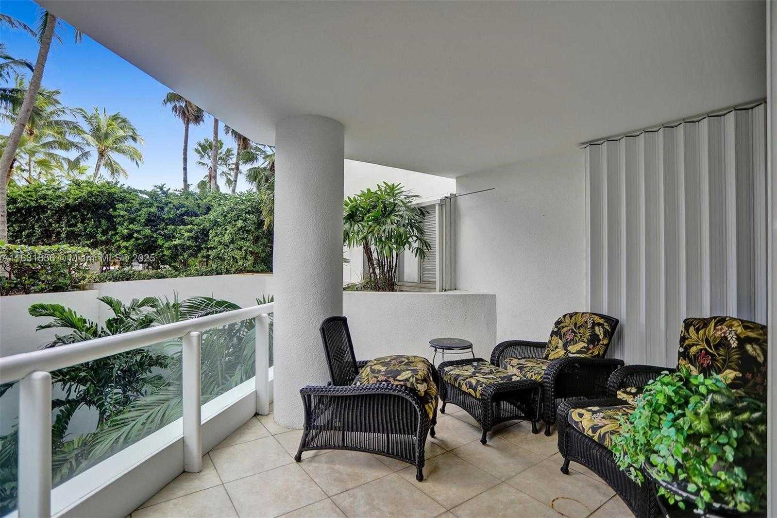 Small Image of 21050 POINT PL #403, Aventura Number 51