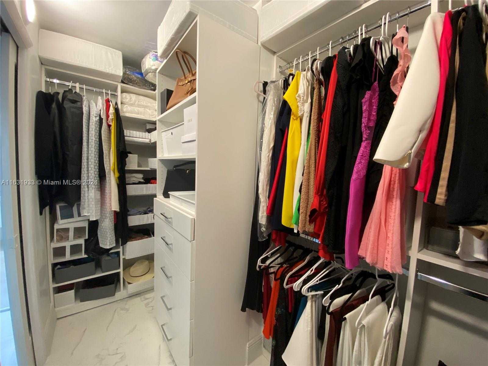 Small Image of 1717 NORTH BAYSHORE DR #A-1239, Miami Number 12