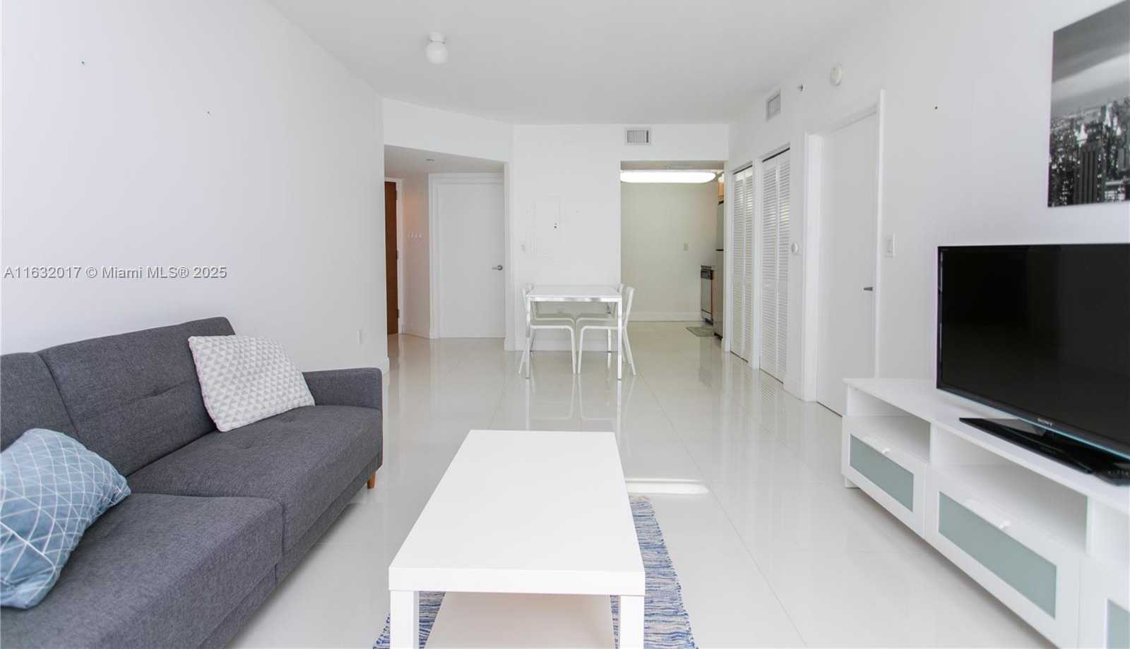 Small Image of 6365 COLLINS AVE #806, Miami Beach Number 18