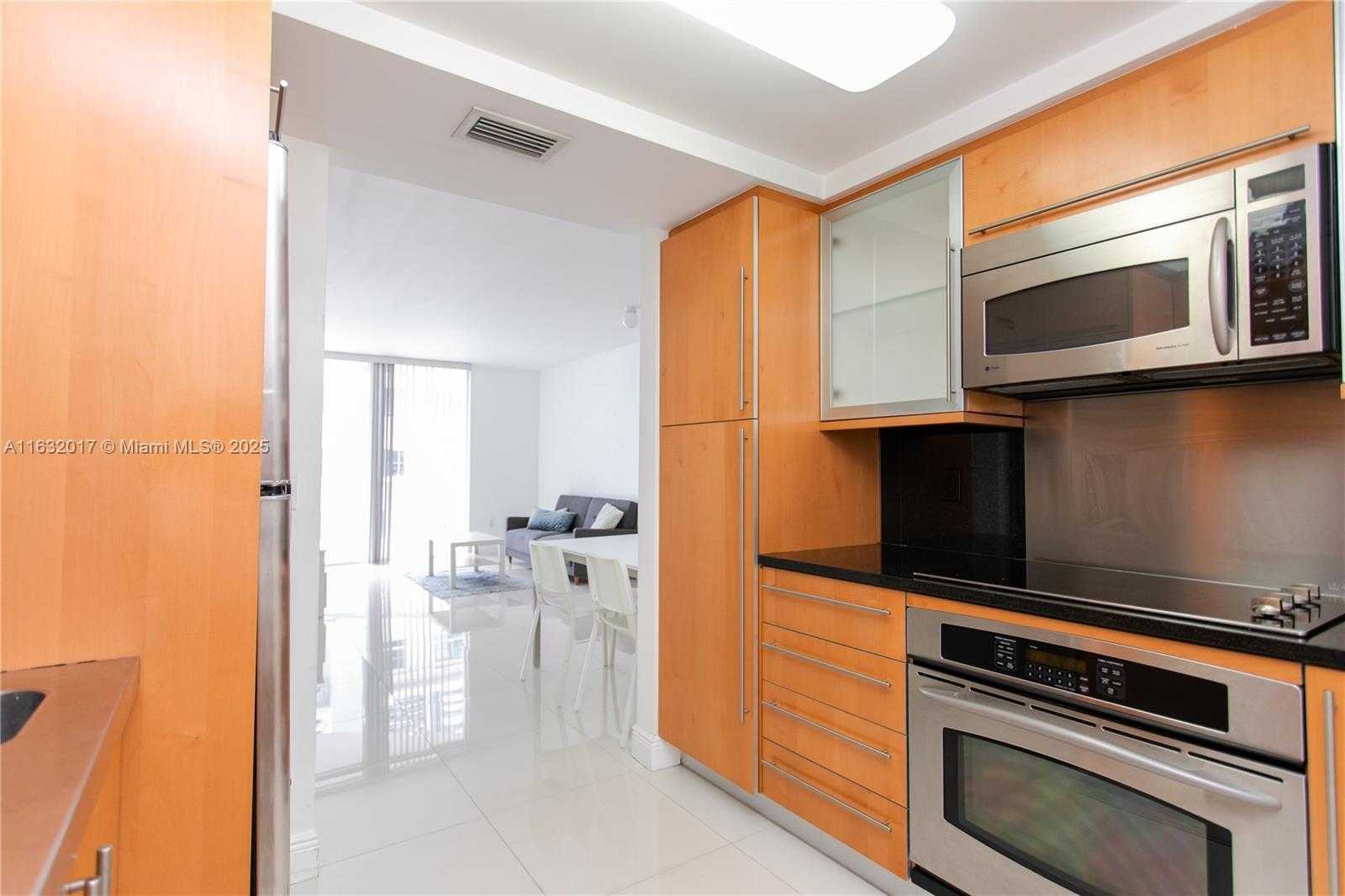 Small Image of 6365 COLLINS AVE #806, Miami Beach Number 23