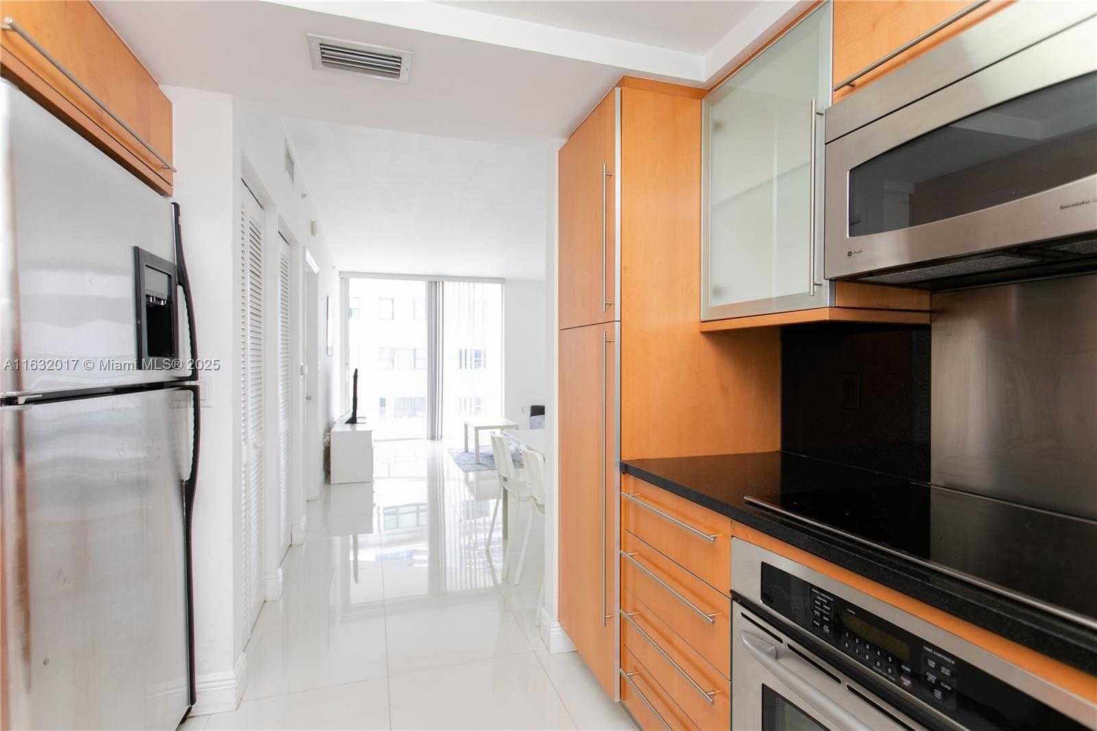 Small Image of 6365 COLLINS AVE #806, Miami Beach Number 26