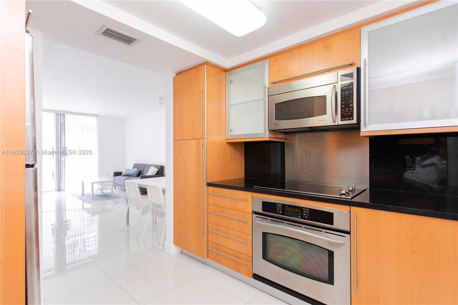 Small Image of 6365 COLLINS AVE #806, Miami Beach Number 27