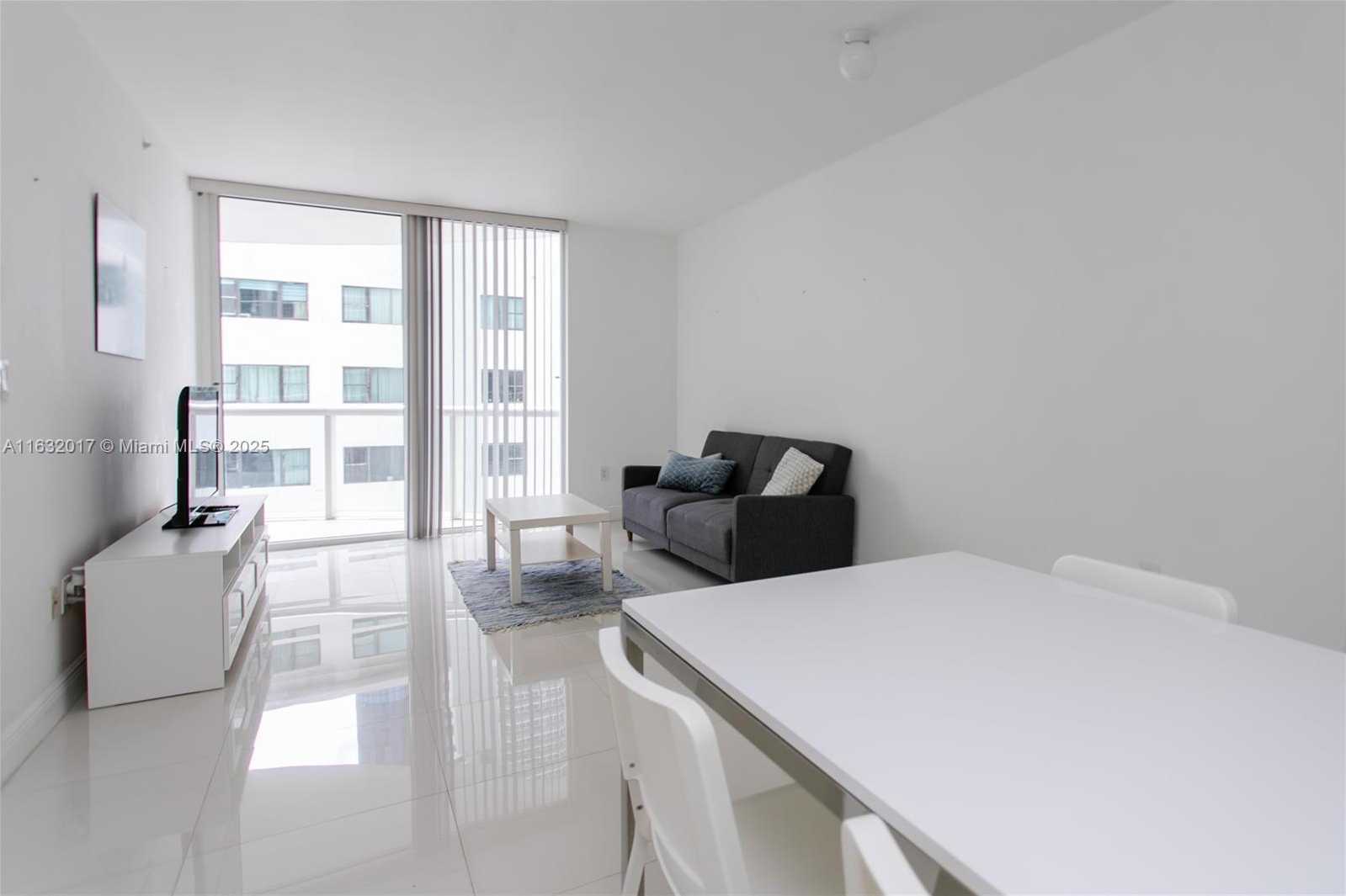 Small Image of 6365 COLLINS AVE #806, Miami Beach Number 36