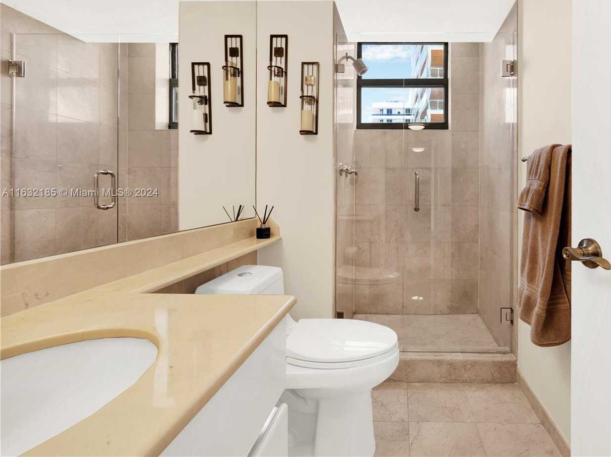Small Image of 5757 COLLINS AVE #801, Miami Beach Number 13