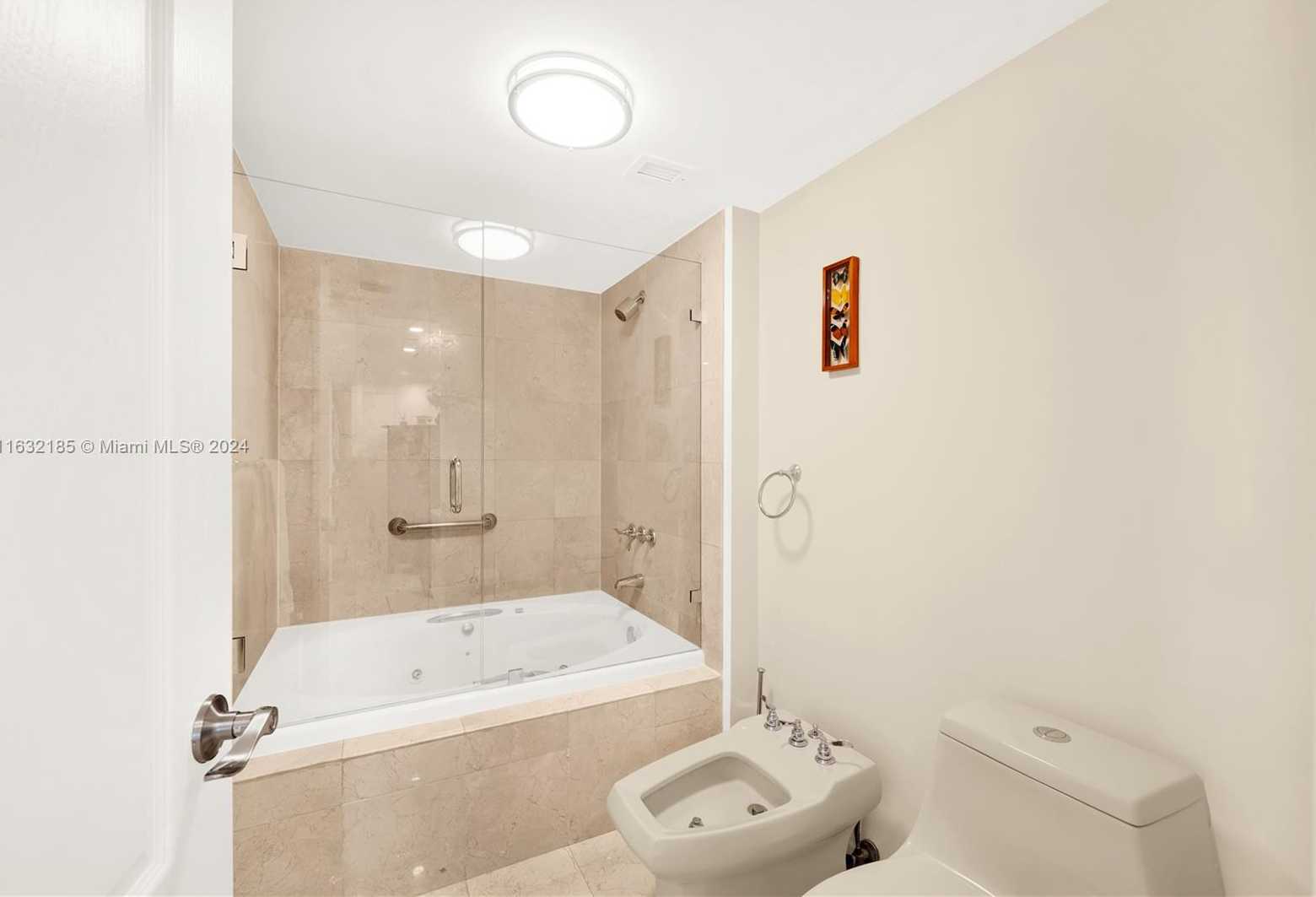 Small Image of 5757 COLLINS AVE #801, Miami Beach Number 18