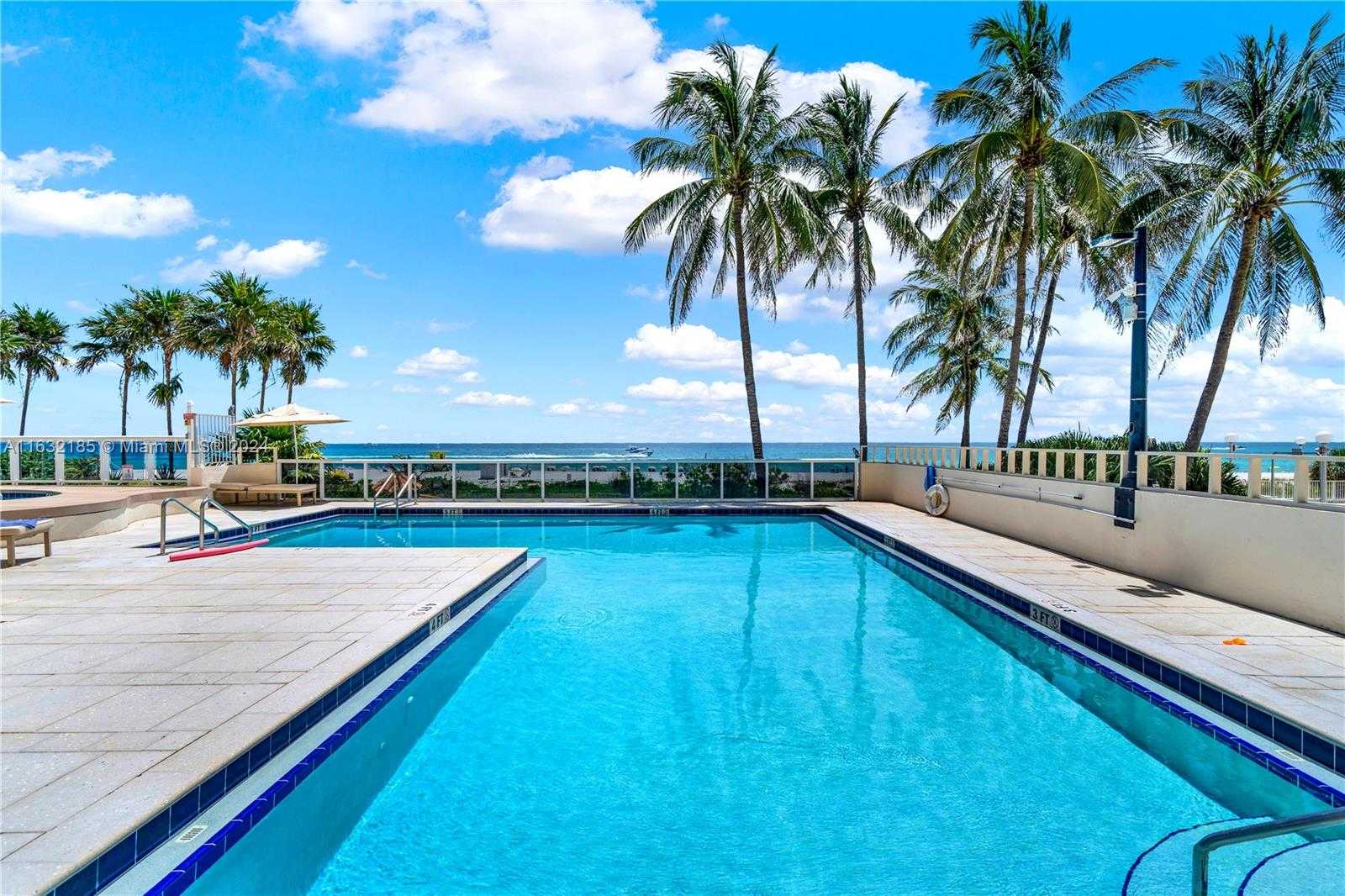 Small Image of 5757 COLLINS AVE #801, Miami Beach Number 48