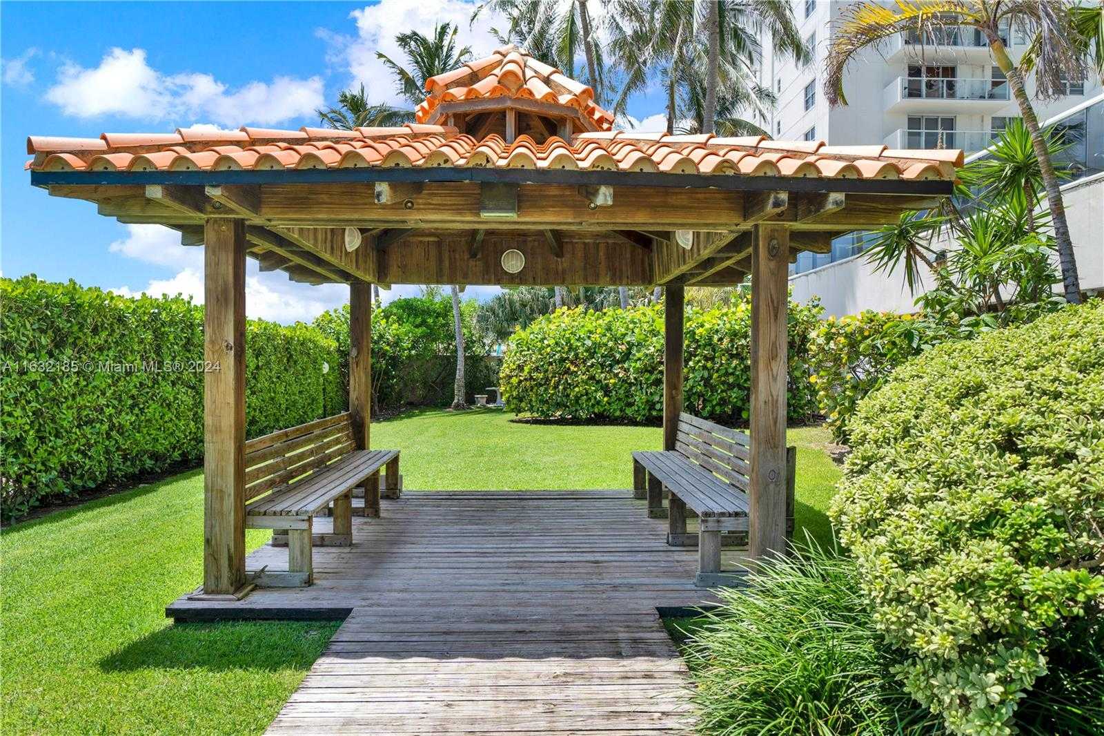 Small Image of 5757 COLLINS AVE #801, Miami Beach Number 51