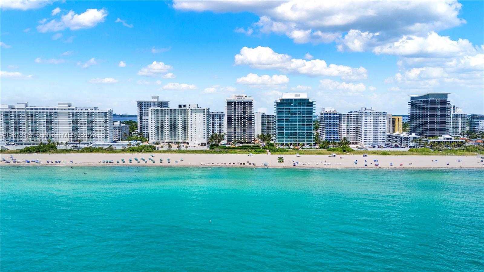 Small Image of 5757 COLLINS AVE #801, Miami Beach Number 56