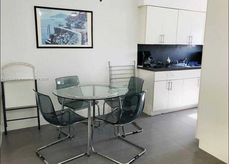 Small Image of 4015 INDIAN CREEK DR #307, Miami Beach Number 15