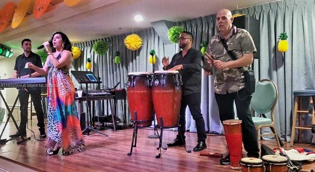 Imagen de Pequeño Objeto