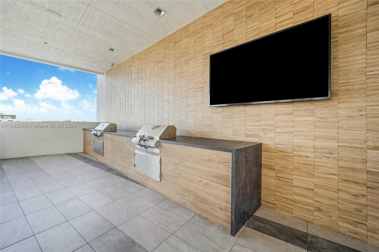 Small Image of 3900 BISCAYNE BLVD #N-917, Miami Number 25