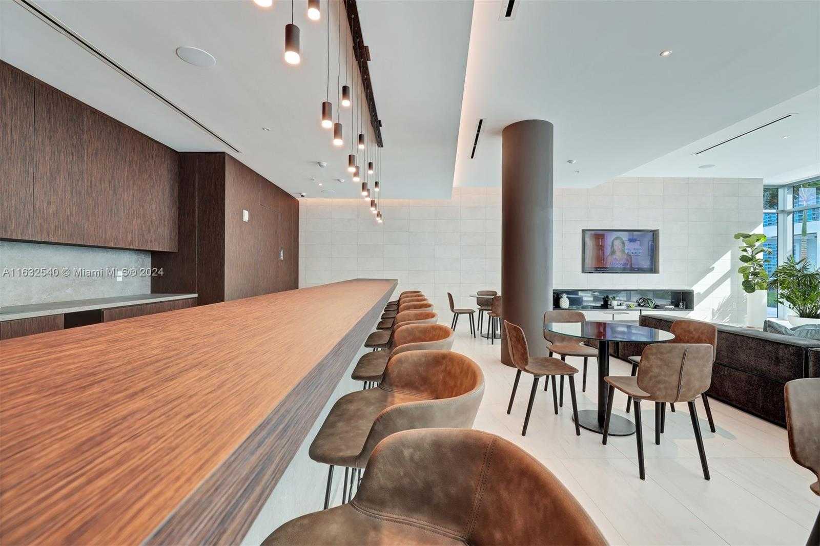 Small Image of 3900 BISCAYNE BLVD #N-917, Miami Number 33