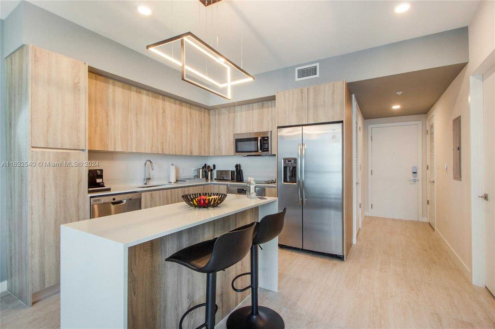 Small Image of 3900 BISCAYNE BLVD #N-917, Miami Number 7
