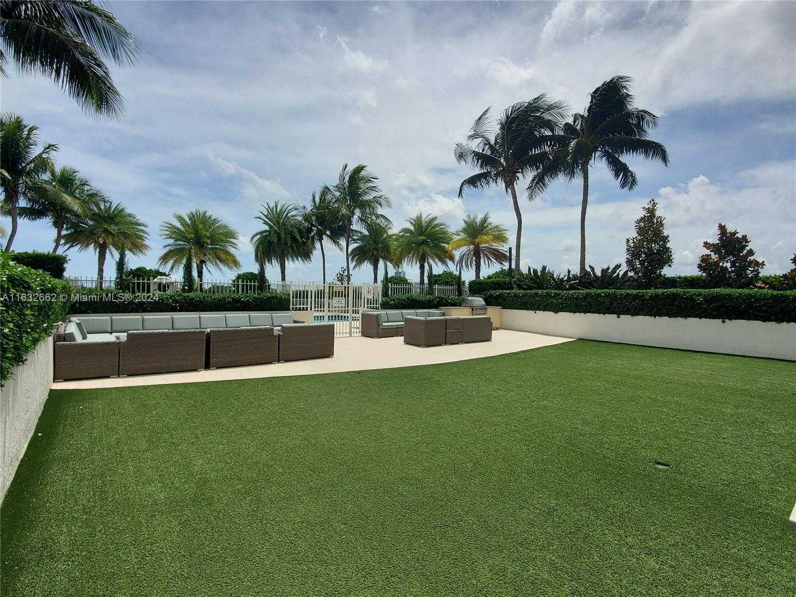 Small Image of 3000 CORAL WAY #1121, Miami Number 9