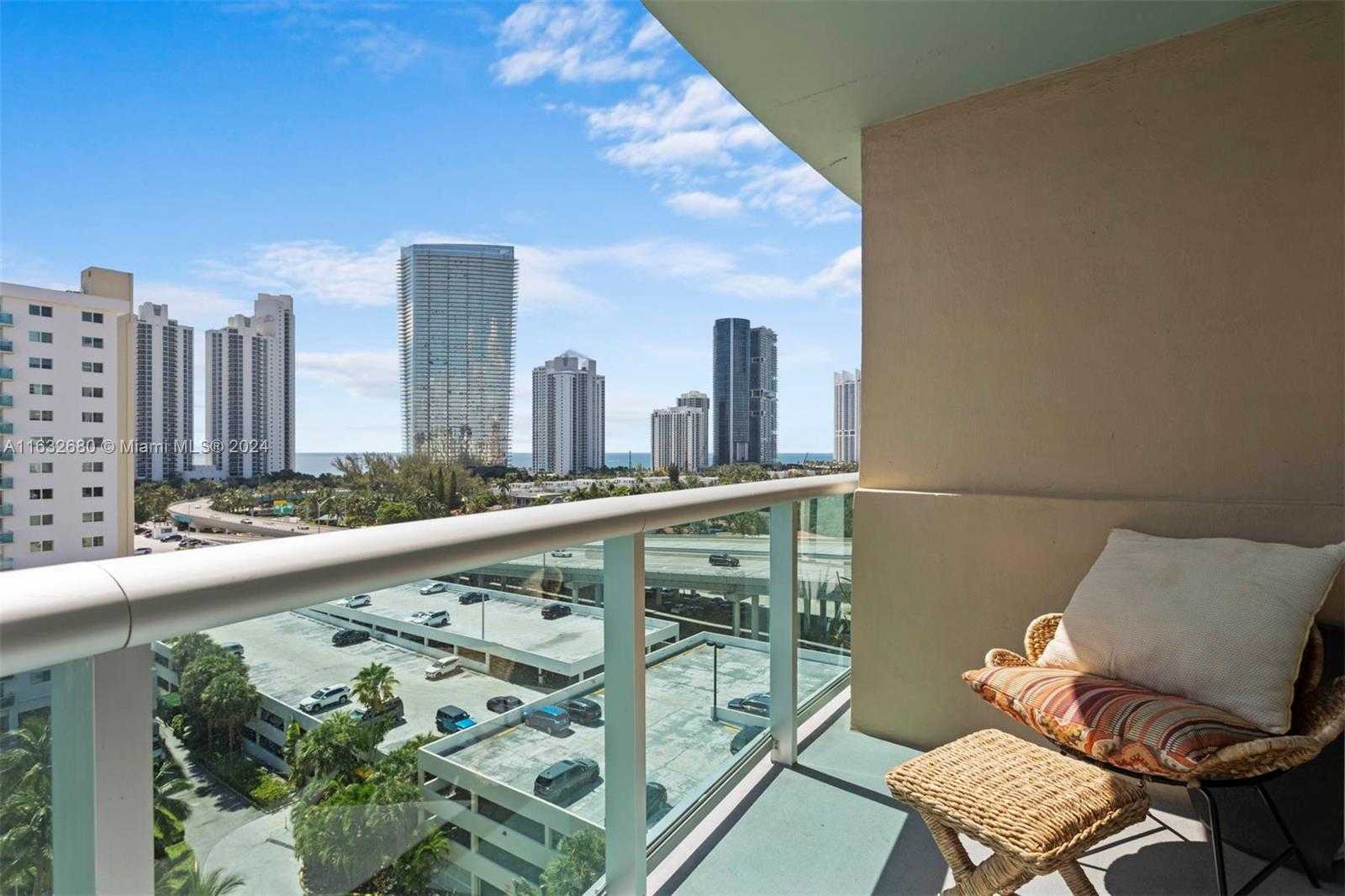 Small Image of 19390 COLLINS AVE #1106, Sunny Isles Beach Number 5