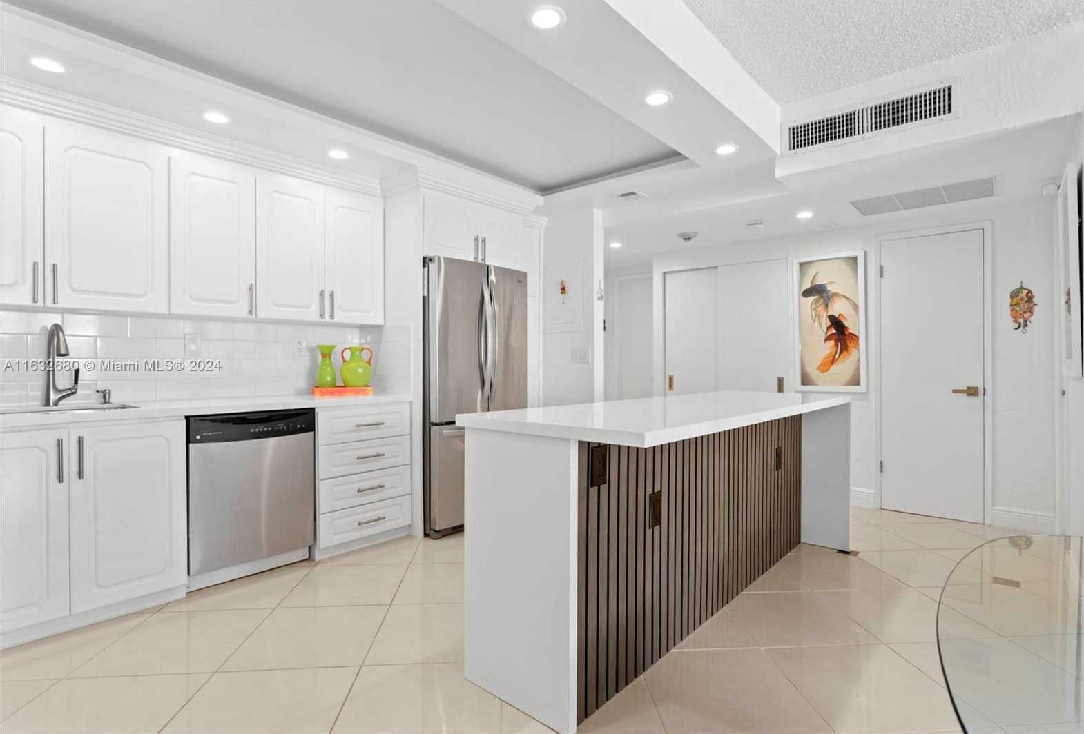 Small Image of 19390 COLLINS AVE #1106, Sunny Isles Beach Number 8